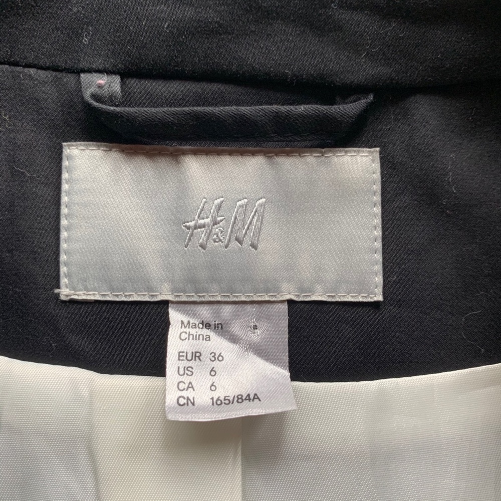 H&M Versatile Black Sheen Blazer NWOT - Picture 7 of 7
